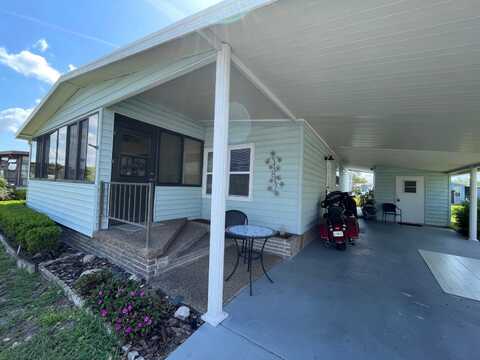 98 Country Club Drive, Plant City, FL 33565