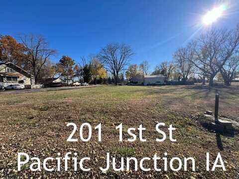 201 1st Street, Pacific Junction, IA 51561