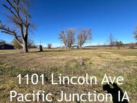 1101 Lincoln Ave, Pacific Junction, IA 51561