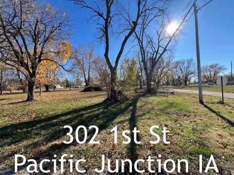 302 1st Street, Pacific Junction, IA 51561