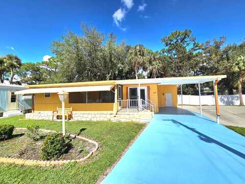 20 Barron Way, North Fort Myers, FL 33903