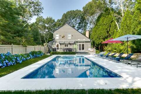 37 Barnes Avenue, East Hampton, NY 11937