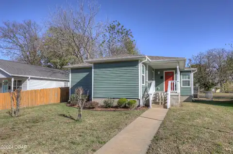 1209 S Murphy Avenue, Joplin, MO 64801