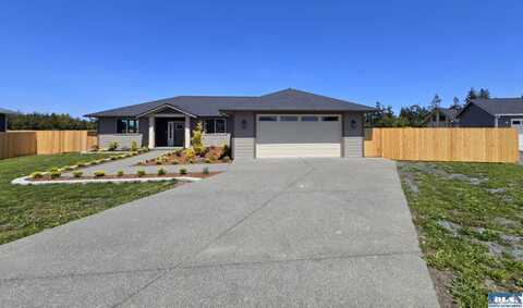 37 Kates Ct, Port Angeles, WA 98362