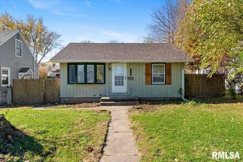 3414 MARQUETTE Street, Davenport, IA 52806