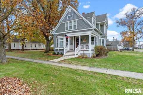 236 W MAIN Street, Williamsville, IL 62693