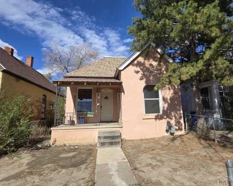 807 6th St, Pueblo, CO 81001