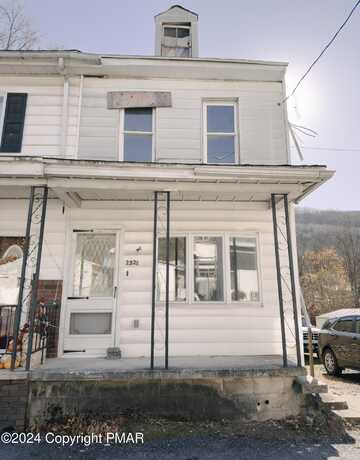 2320 Water St, Mahanoy Plane, PA 17949