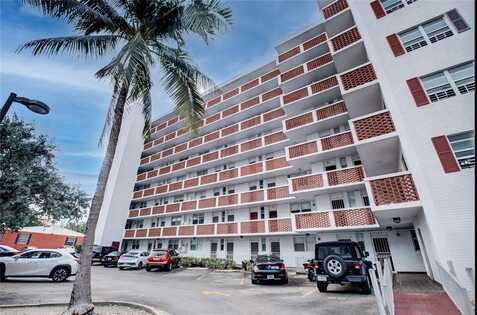 3660 NE 166th St, North Miami Beach, FL 33160