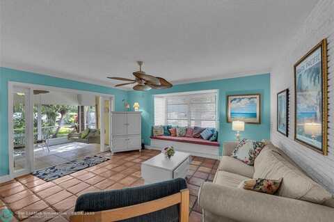 2541 NE 11th St, Pompano Beach, FL 33062