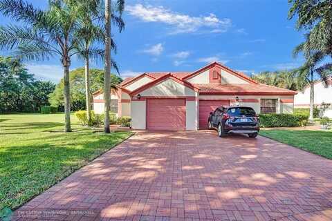 7592 Lexington Club Blvd, Delray Beach, FL 33446