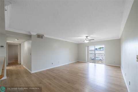 9905 Westwood Dr, Tamarac, FL 33321