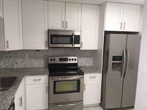 2900 NW 42nd Ave, Coconut Creek, FL 33066