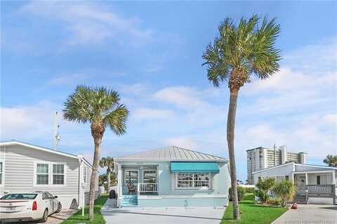 2123 Nettles Blvd, Jensen Beach, FL 34957