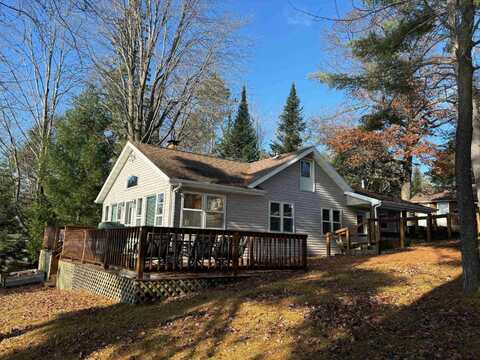 13763 LAKE SHORE Lane, MOUNTAIN, WI 54149