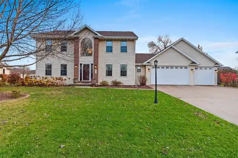 W5945 BLUE BONNET Drive, APPLETON, WI 54915