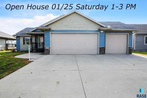 2609 E Sunflower St, Brandon, SD 57005