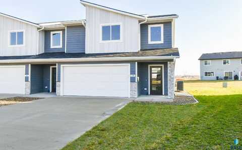 538 Harper Cir, Harrisburg, SD 57032