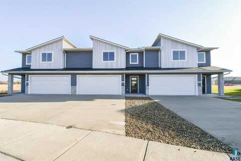 542 Harper Cir, Harrisburg, SD 57032