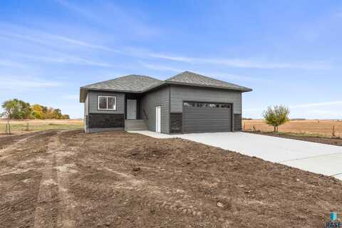 621 Ash St, Canistota, SD 57012