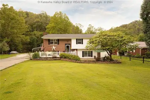 541 Fudges Creek Road, Barboursville, WV 25504