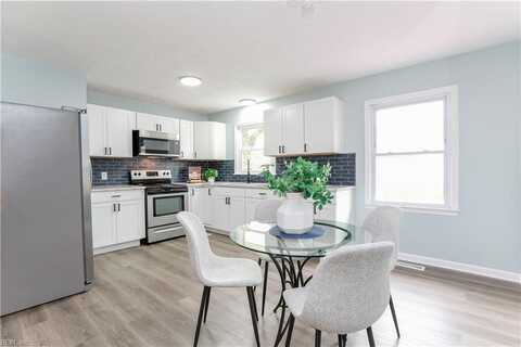 123 Poplar Avenue, Newport News, VA 23607