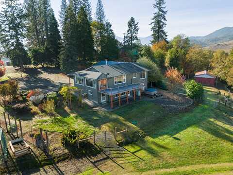 411 NW WOODLAND DR, Winston, OR 97496