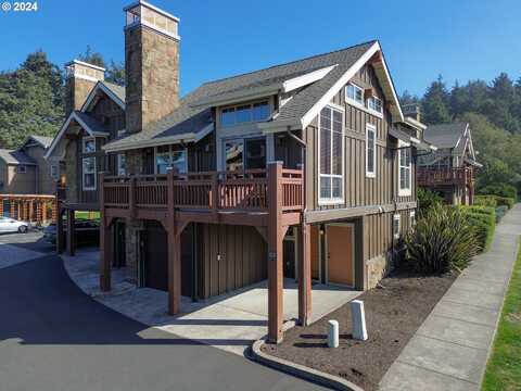 132 E Surfcrest AVE, Cannon Beach, OR 97110