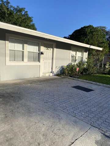 312 N 27th Street, Fort Pierce, FL 34947