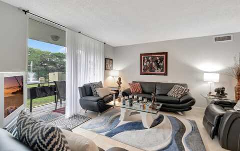 5936 Morningstar Circle, Delray Beach, FL 33484