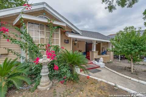 221 PRINCETON AVE, San Antonio, TX 78201