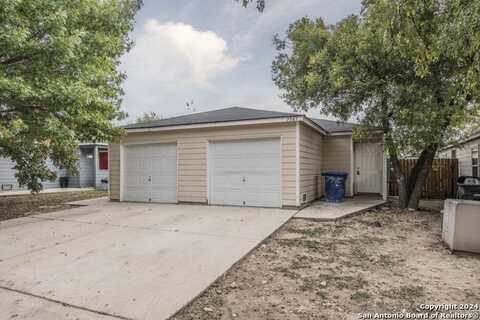 7947 MG rd, San Antonio, TX 78251