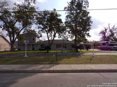 214 GLENOAK DR, San Antonio, TX 78220