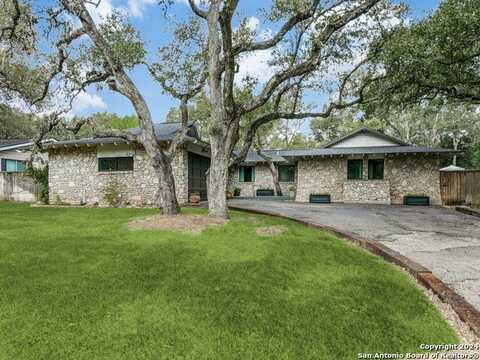 429 SKYFOREST DR, Hollywood Park, TX 78232