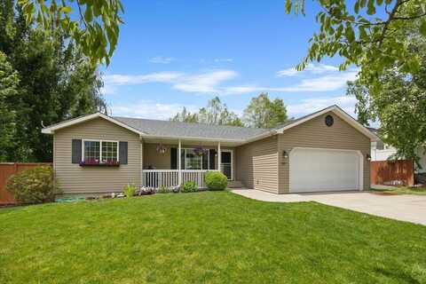 829 N Fox Ridge Rd, Medical Lake, WA 99022