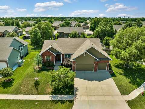 1027 N Beau Jardin Cir, Derby, KS 67037