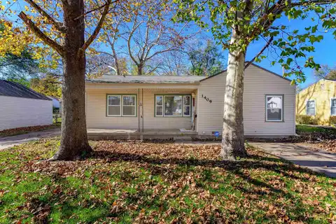 1409 Golf St, Augusta, KS 67010