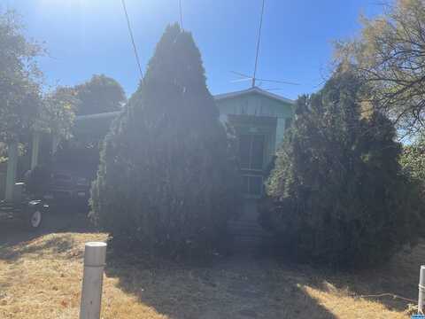 303 Mill Street, Santa Clara, NM 88026