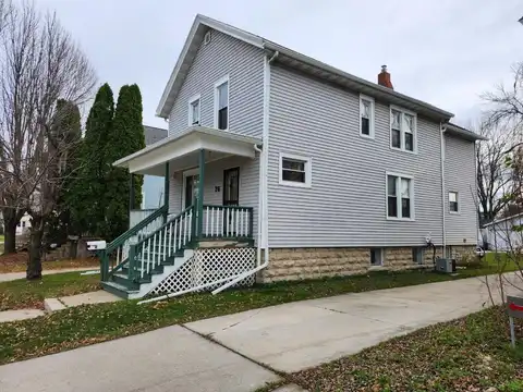 76 E JOHNSON Street, Fond Du Lac, WI 54935