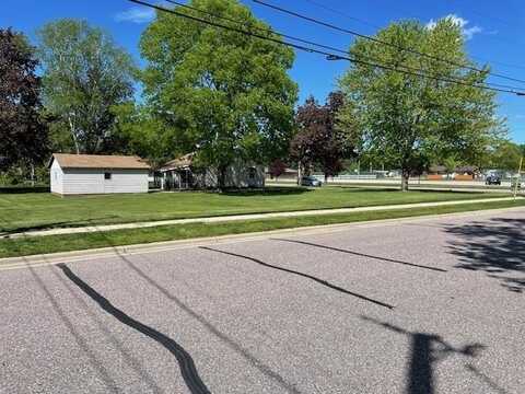 405 Hemlock Street, Sauk City, WI 53583