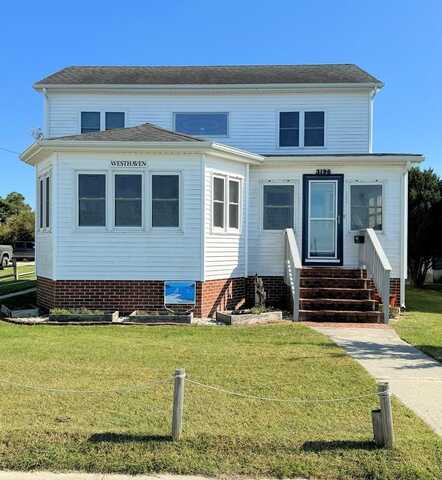 3196 MAIN ST, CHINCOTEAGUE, VA 23336