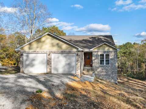 440 Grissom Ln, Russellville, AL 35653