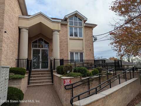 6 Arc Place, Staten Island, NY 10306