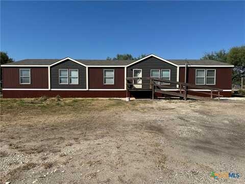 211 N 8th, Christine, TX 78012