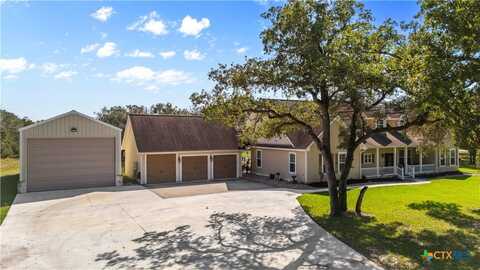 55 Post Oak Bend, Inez, TX 77968