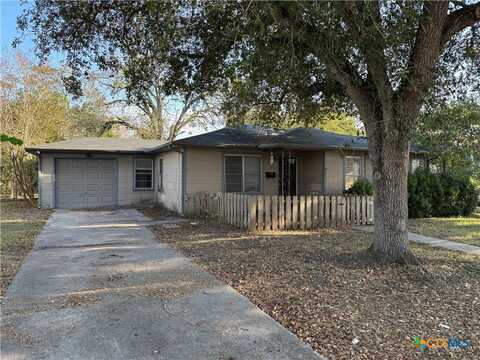 2505 Nightingale Street, Victoria, TX 77901