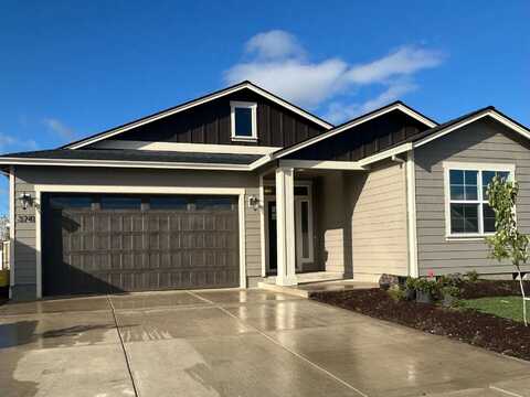 3741 Nicholas Way, White City, OR 97503