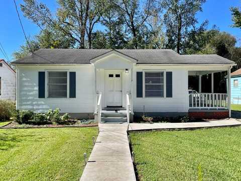 1117 Carolyn, Columbia, MS 39429