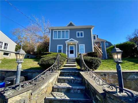 54 Hillside Avenue, Tiverton, RI 02878