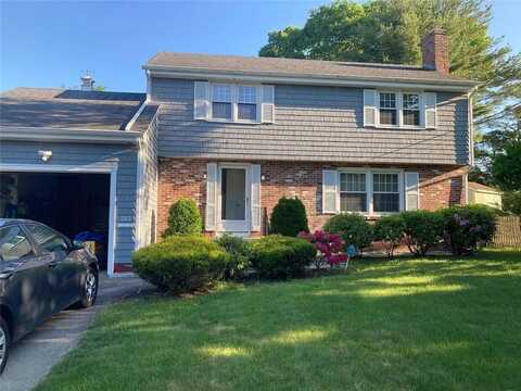 203 Lincoln Avenue, Barrington, RI 02806